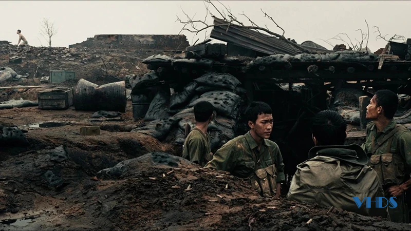 Mưa đỏ - Khốc liệt và nghẹn ngào