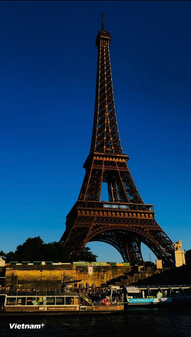 Thời điểm nào đẹp nhất để ghé thăm tháp Eiffel - công trình kiến trúc nổi tiếng, biểu tượng của nước Pháp