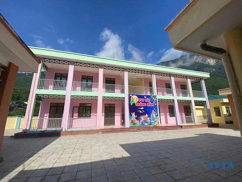 Đẩy nhanh tiến độ xây dựng các trường học vùng biên