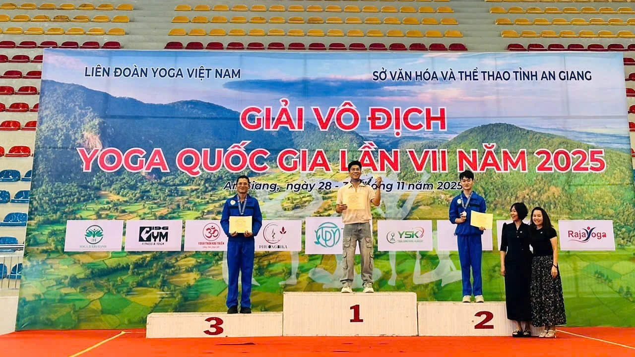 Các vận động viên Thanh Hóa ghi dấu ấn tại Giải Vô địch Yoga quốc gia năm 2025