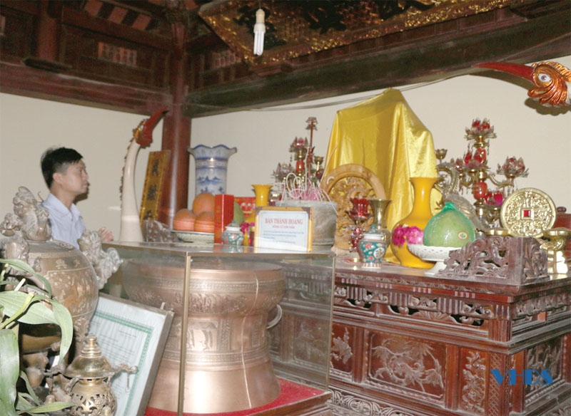 Thăm đền Đồng Cổ làng Mỹ Đà