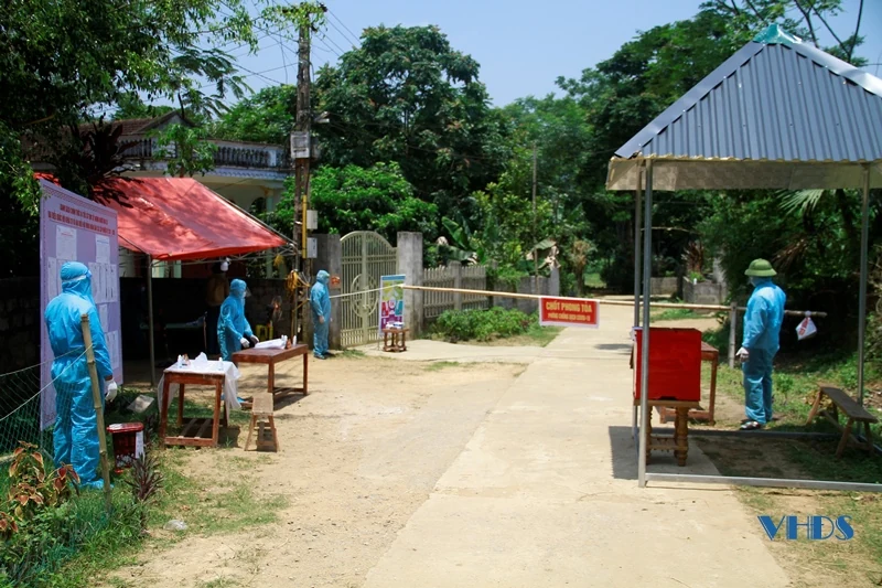 Tổ bầu cử đặc biệt trong khu vực phong tỏa
