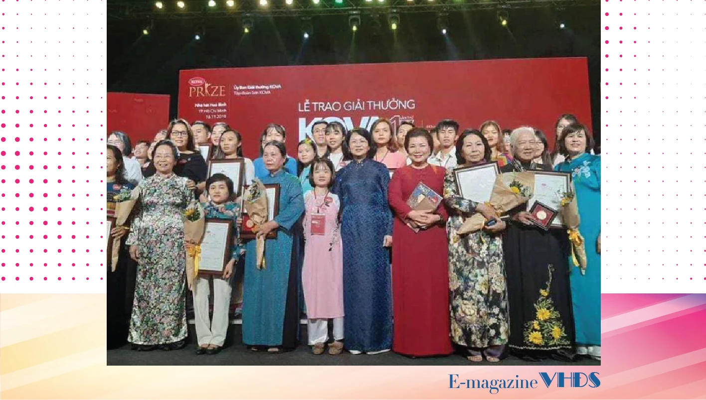 [E-Magazine] - Những câu chuyện sống đẹp của 2 cô gái “đặc biệt”