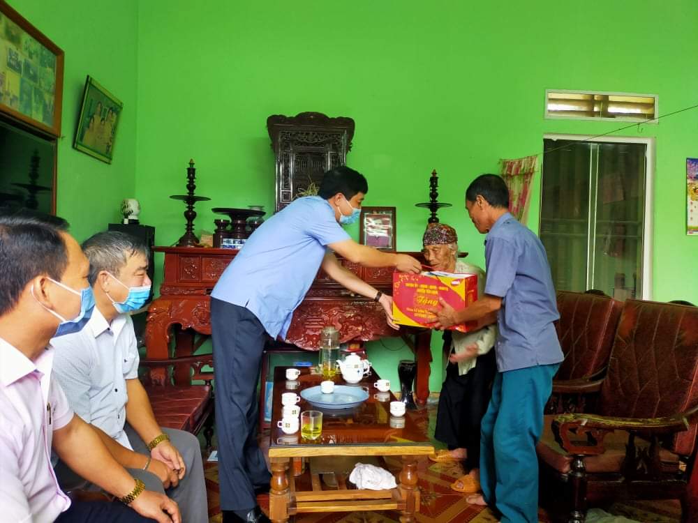 Huyện Yên Định thực hiện tốt công tác chăm lo cho gia đình chính sách, người có công