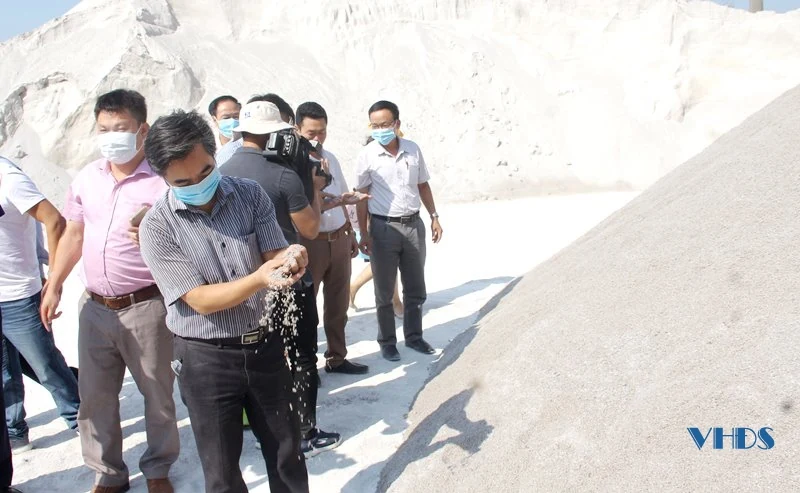 Sản xuất cát nhân tạo tận dụng tối đa nguồn tài nguyên sẵn có trên địa bàn