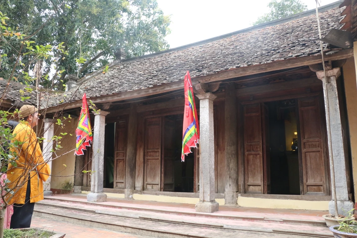 Đền Tam Tổng và danh tướng uy dũng Trần Khát Chân