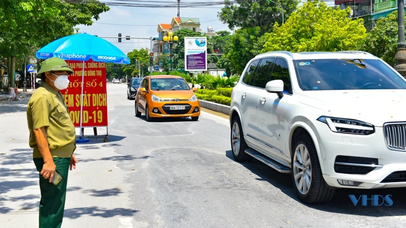 Quy định khung giờ không cần xuất trình giấy tờ: Có tình trạng lợi dụng để ra đường