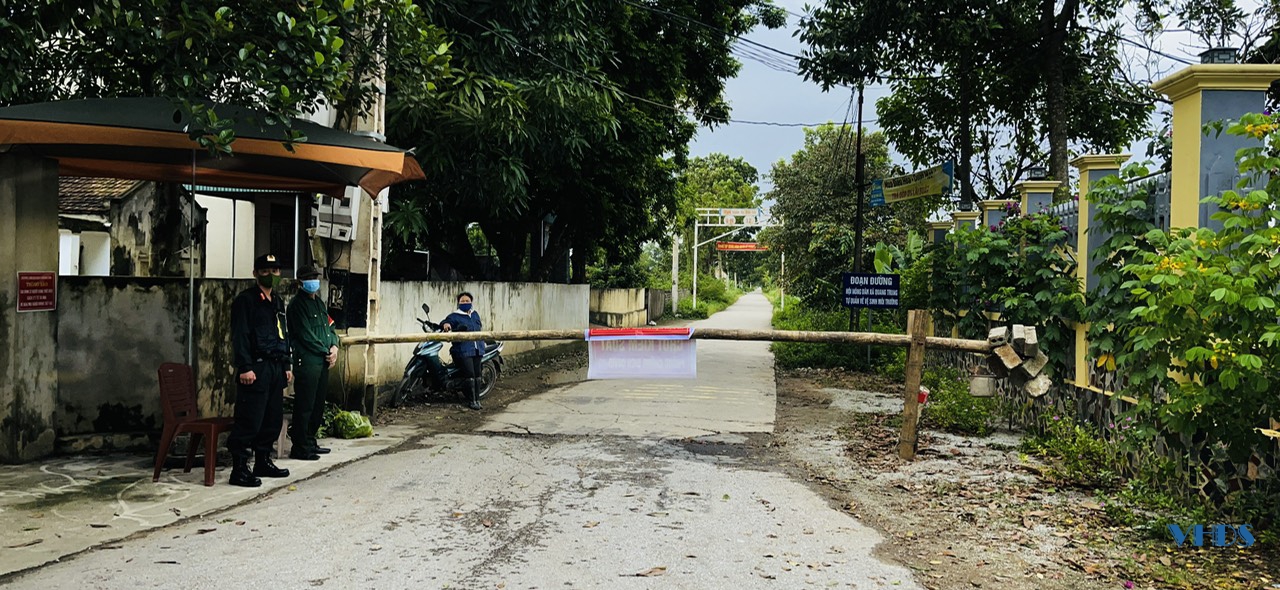 Nỗ lực khoanh vùng, khống chế ổ dịch tại xã Quang Trung, thị xã Bỉm Sơn