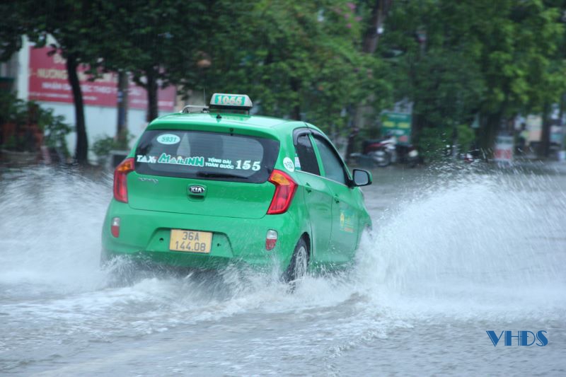 Áp thấp nhiệt đới gây mưa, ngập cục bộ tại TP Thanh Hóa