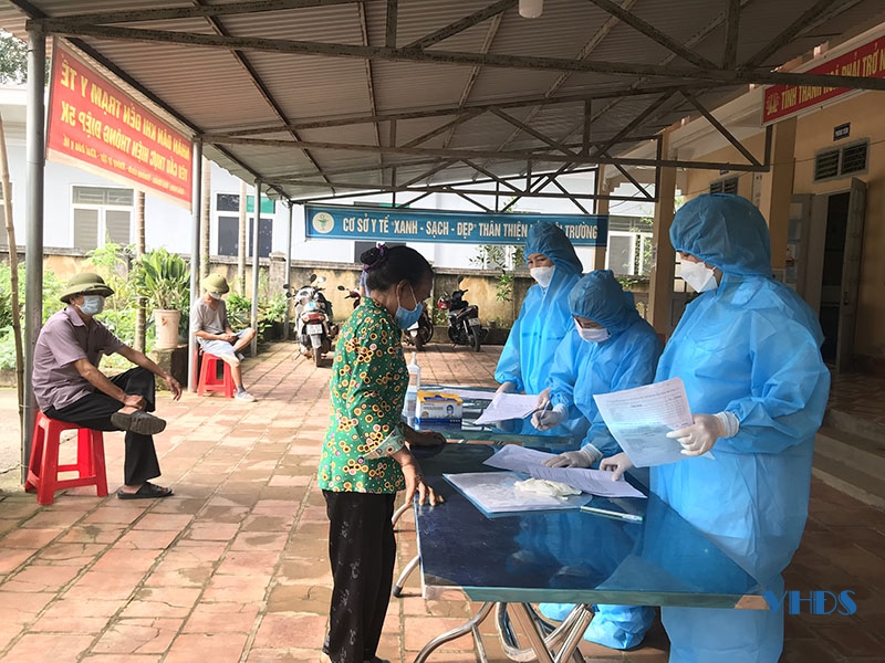 Huyện Thạch Thành khẩn trương rà soát, truy vết các trường hợp liên quan đến 2 ca mắc COVID-19 tại thị trấn Vân Du