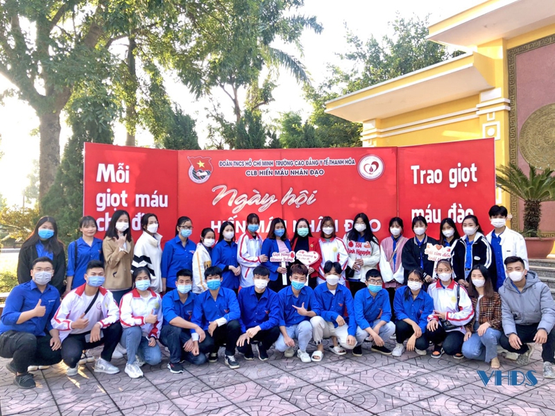 Trường Cao đẳng Y tế Thanh Hóa tổ chức Ngày hội “Giọt hồng Blouse trắng”