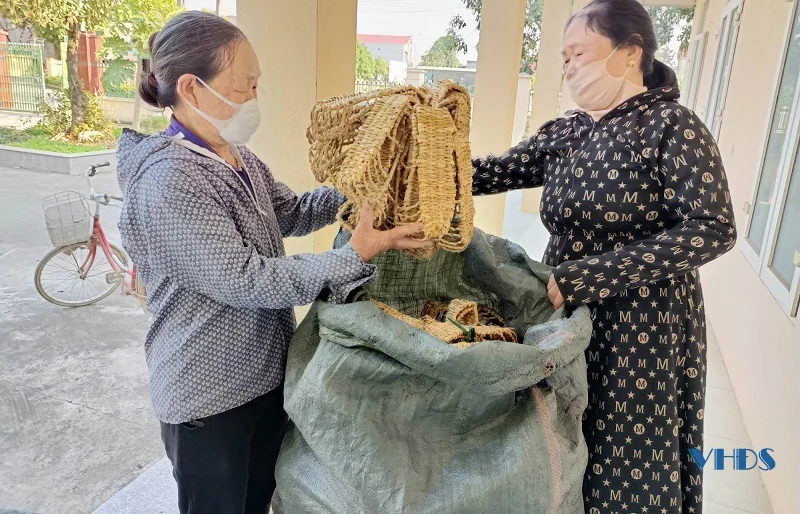 Điểm tựa cho những người yếu thế