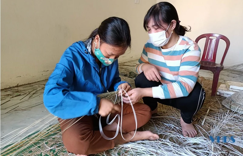 Điểm tựa cho những người yếu thế