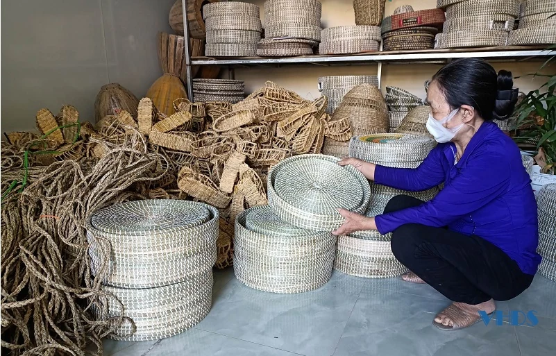 Điểm tựa cho những người yếu thế