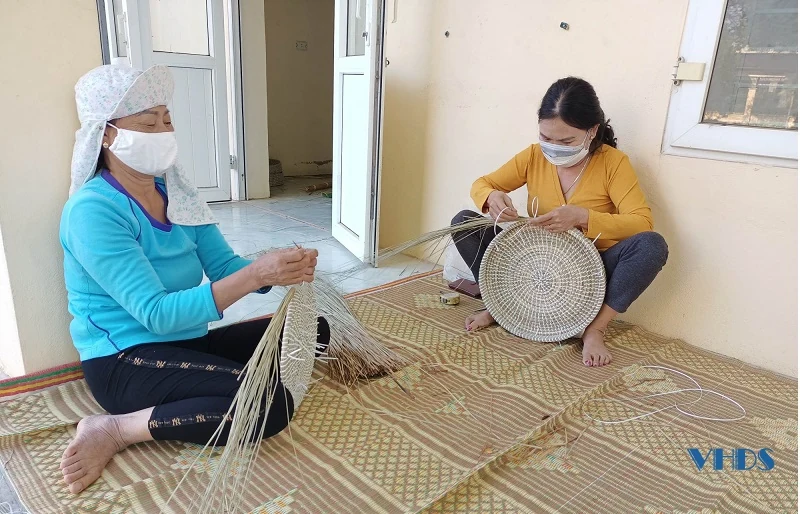 Điểm tựa cho những người yếu thế