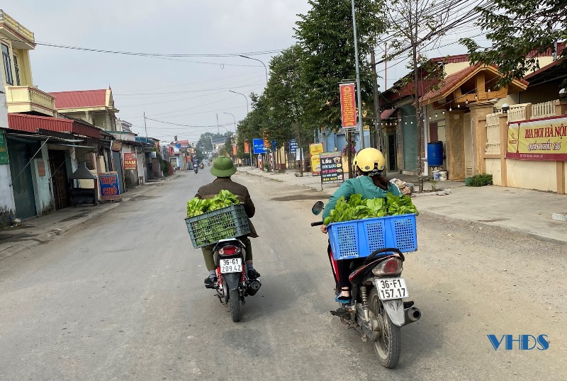 Ấm tình người trong vùng phong tỏa của huyện Hậu Lộc