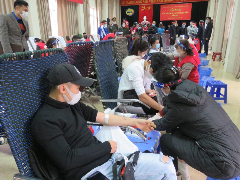 Hơn 8.000 đoàn viên, thanh niên đăng ký tham gia hiến máu tình nguyện