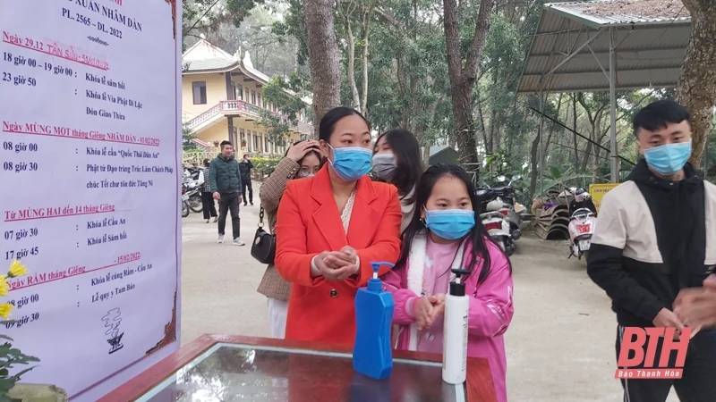 Các khu di tích, điểm du lịch tại TP Thanh Hóa hút khách dịp đầu năm