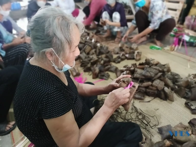 Thơm ngon bánh gai Huy Thu