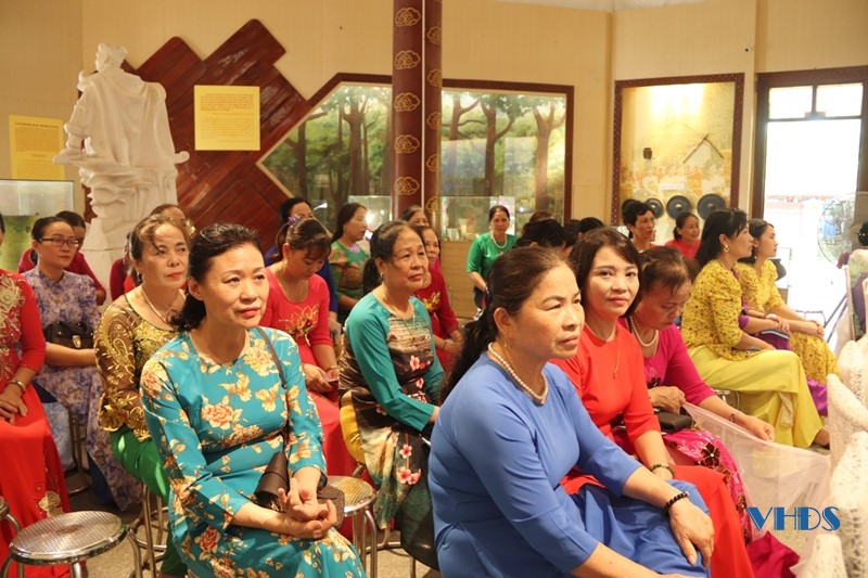 Ra mắt Câu lạc bộ “Phụ nữ giữ gìn và phát huy giá trị Di tích lịch sử - văn hóa Lam Kinh”