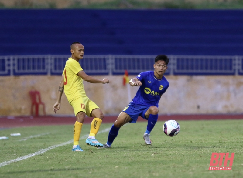 Đông Á Thanh Hóa thua đậm trận thứ 2 liên tiếp tại Giải bóng đá Tứ hùng Cúp Tân Long 2022