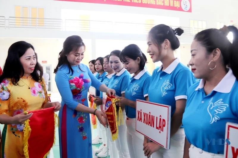 Phụ nữ Thọ Xuân tham gia Hội thi Dân vũ thể thao năm 2022