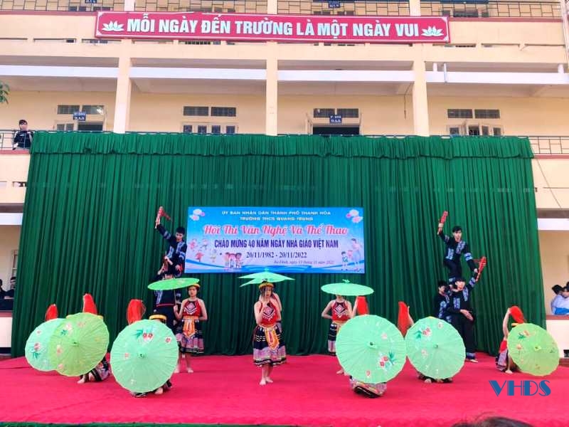 Nhiều hoạt động chào mừng 40 năm ngày Nhà giáo Việt Nam