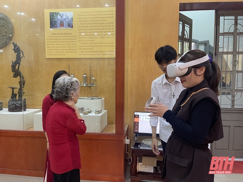 Bảo tàng tỉnh phục vụ khách tham quan 3 bảo vật quốc gia với công nghệ tương tác thực tại ảo