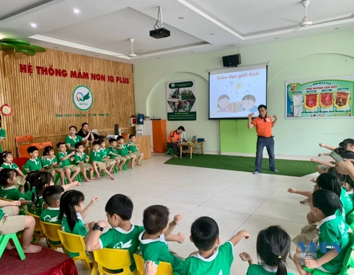 Phụ huynh và vấn đề giáo dục giới tính cho con