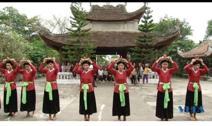 Nghệ nhân làng Viên Khê giữ gìn di sản