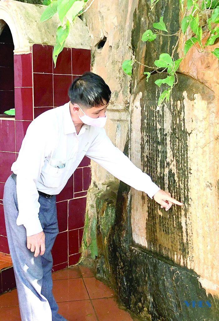 Để trăm năm bia đá không mòn