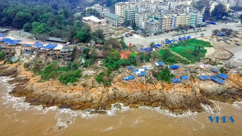 Về Sầm Sơn ngắm núi thiêng Trường Lệ