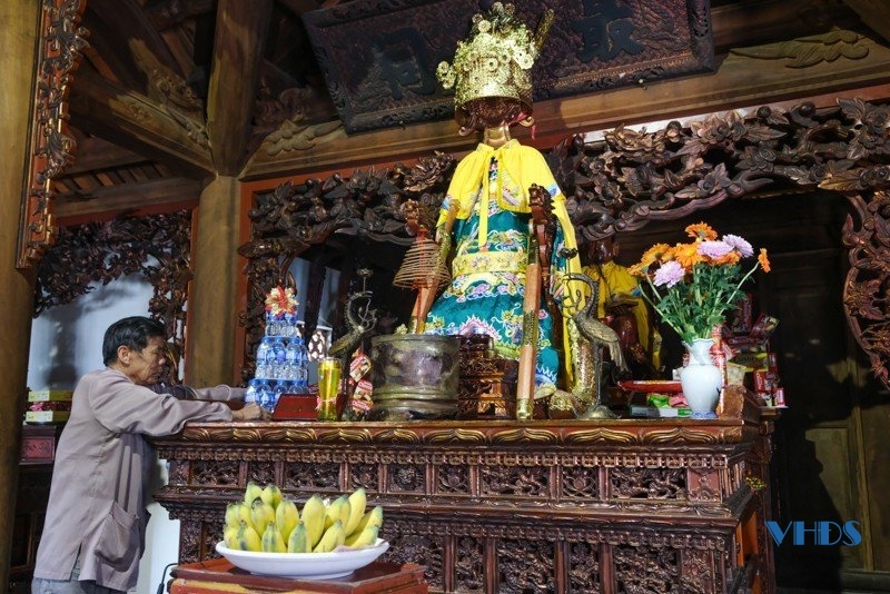 Về Sầm Sơn ngắm núi thiêng Trường Lệ