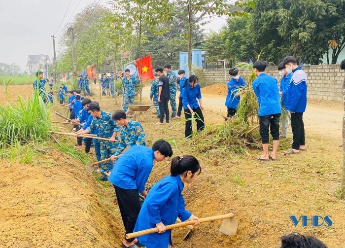 Bạn trẻ nỗ lực hoàn thiện kỹ năng mềm