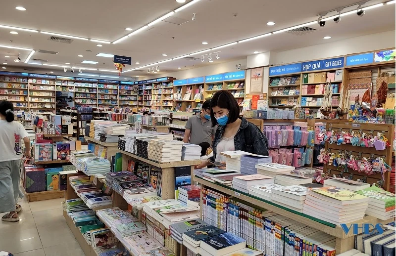 Nhà sách hút khách dịp nghỉ lễ