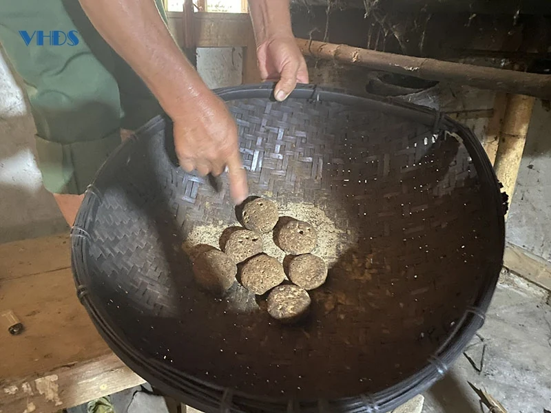 Chàng trai Thái trăn trở về dòng rượu truyền thống bị thất truyền