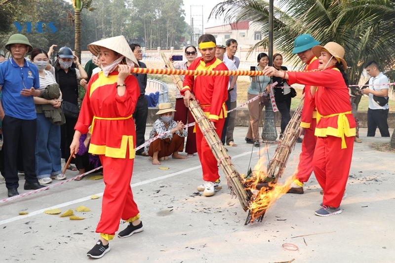 Đặc sắc lễ hội Sòng Sơn – Ba Dội