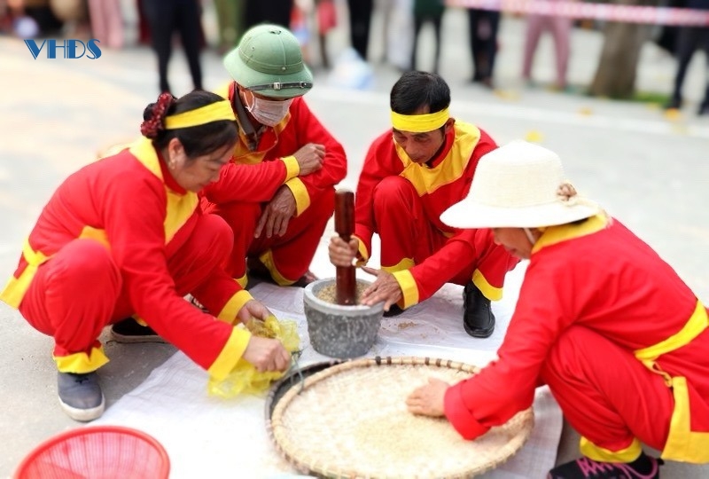 Đặc sắc Hội thi “Nấu cơm” ở Lễ hội Sòng Sơn - Ba Dội