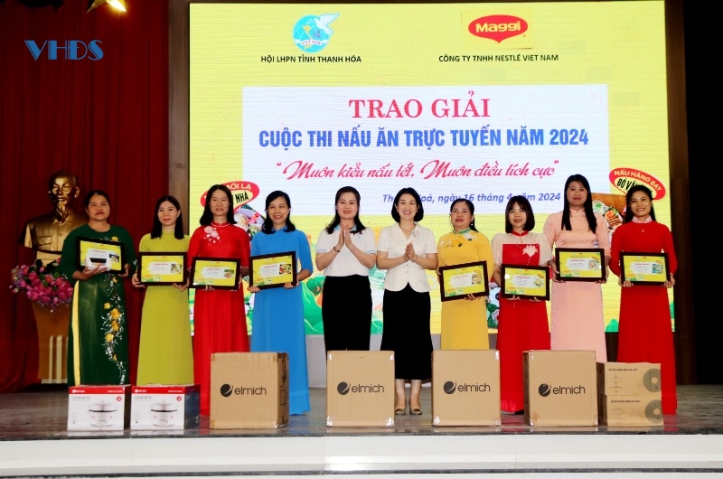 Trao giải Cuộc thi nấu ăn trực tuyến: “Muôn kiểu nấu Tết - Muôn điều tích cực”