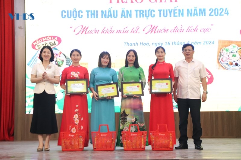 Trao giải Cuộc thi nấu ăn trực tuyến: “Muôn kiểu nấu Tết - Muôn điều tích cực”