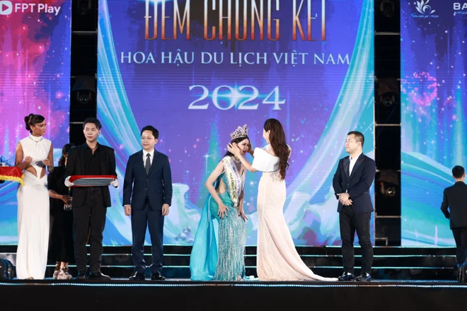 Người đẹp Hải Dương đăng quang cuộc thi Hoa Hậu Du lịch Việt Nam 2024