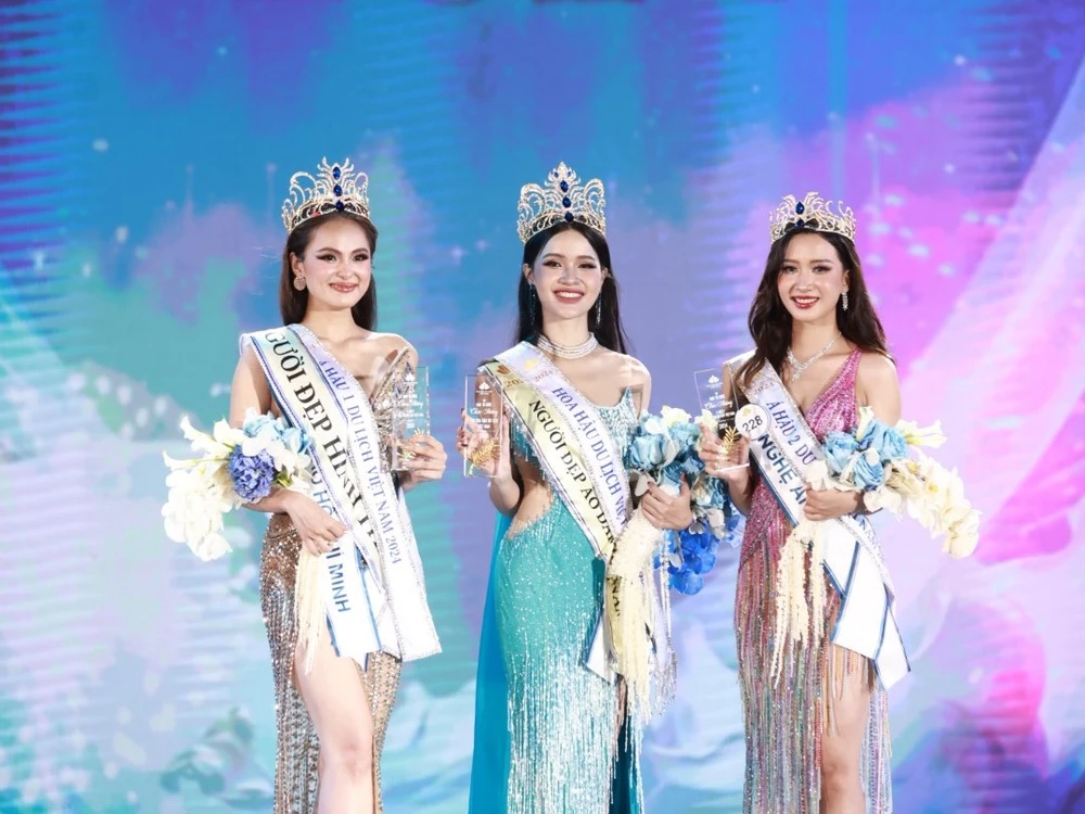 Người đẹp Hải Dương đăng quang cuộc thi Hoa Hậu Du lịch Việt Nam 2024