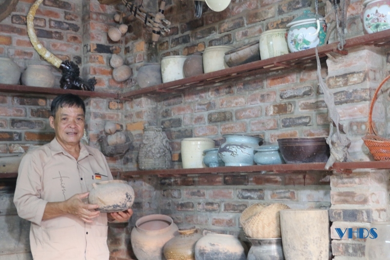 Có gì ở ngôi nhà gỗ cổ trên 200 năm tuổi bên bờ sông Mã