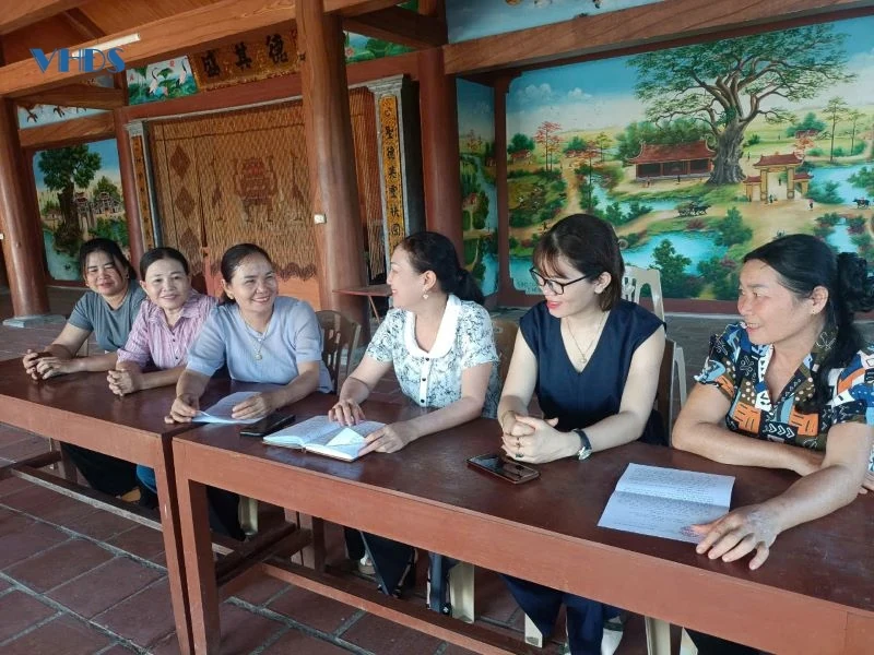 Nữ bí thư chi bộ kiểu mẫu 