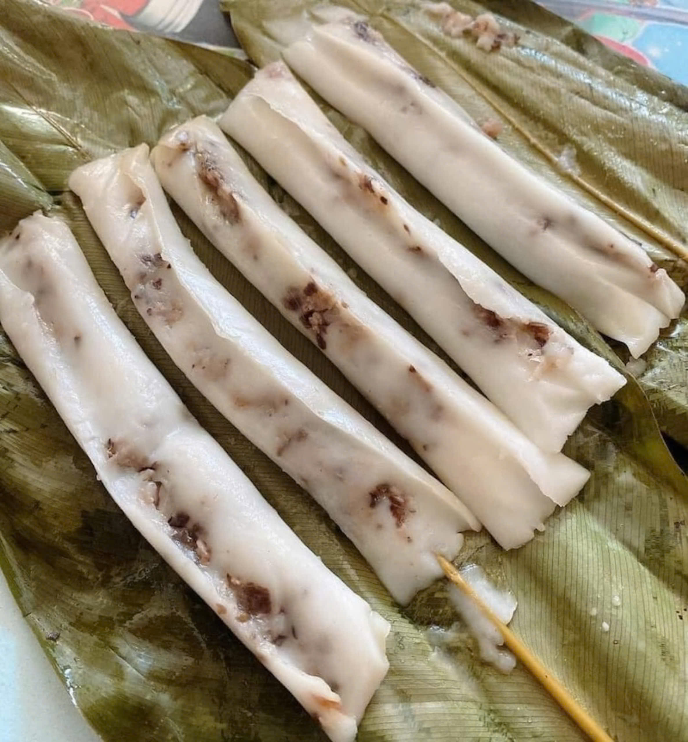 Nhớ vị bánh lá quê nhà...