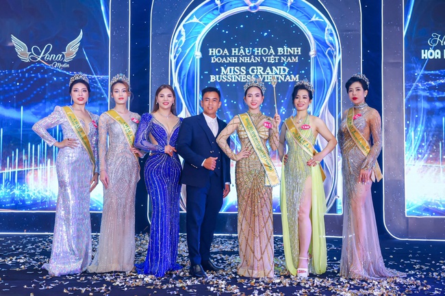 Người đẹp Huế đăng quang Hoa hậu Hoà bình Doanh nhân Việt Nam 2024