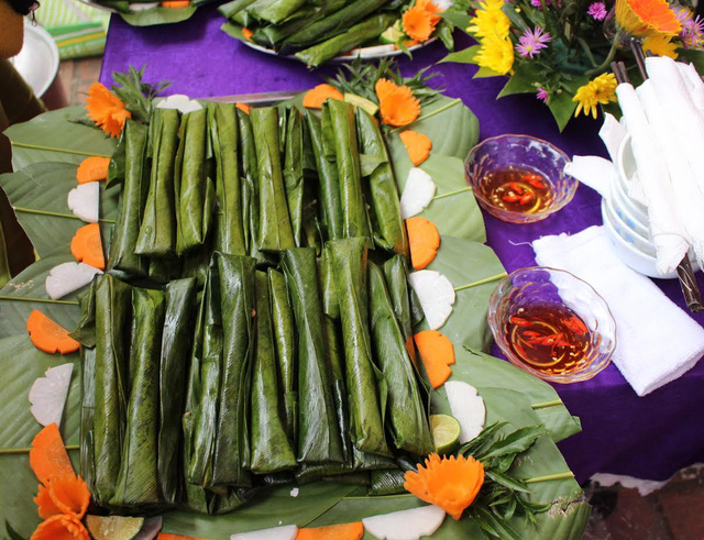 Nhớ vị bánh lá quê nhà...
