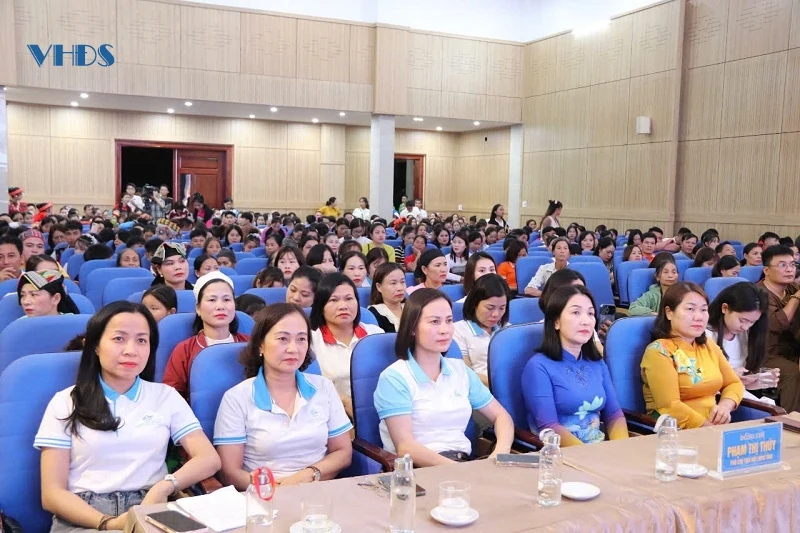 Hội thi “Thủ lĩnh tài năng và Liên hoan các mô hình sáng tạo trong truyền thông
