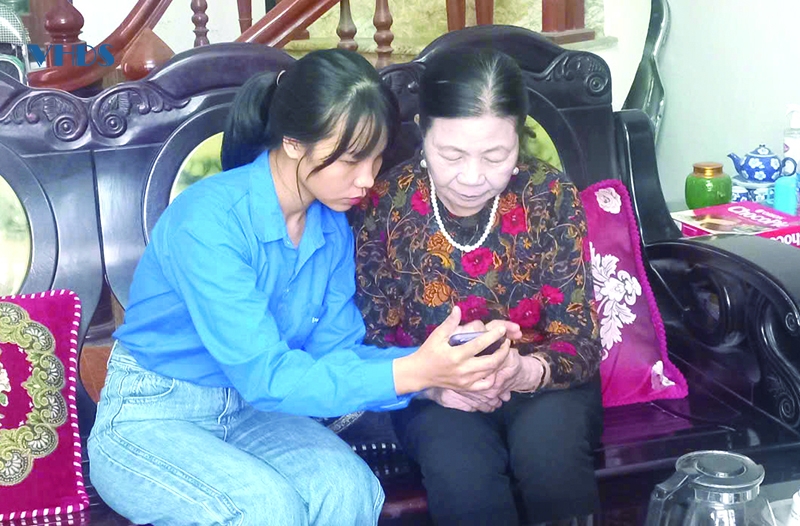 Người tổ trưởng tổ công nghệ số cộng đồng tiên phong, tích cực