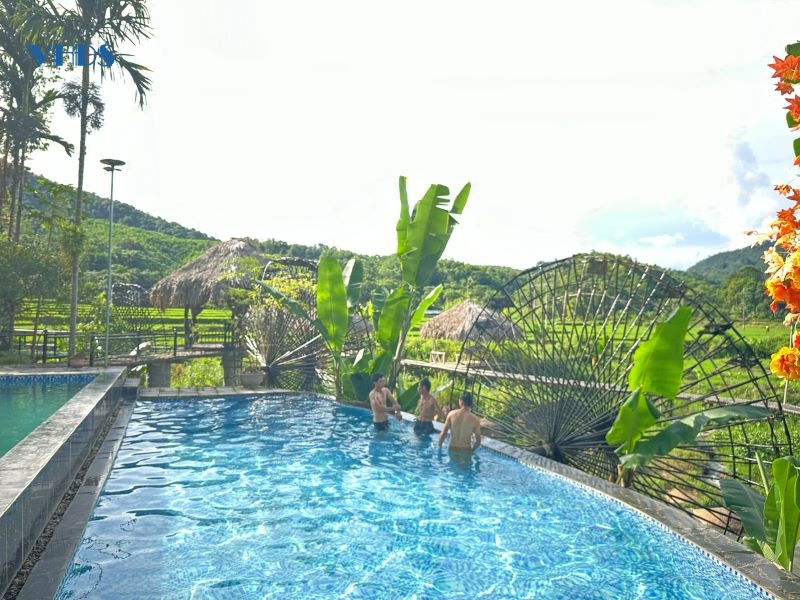 Khám phá vùng đất bản Ngày
